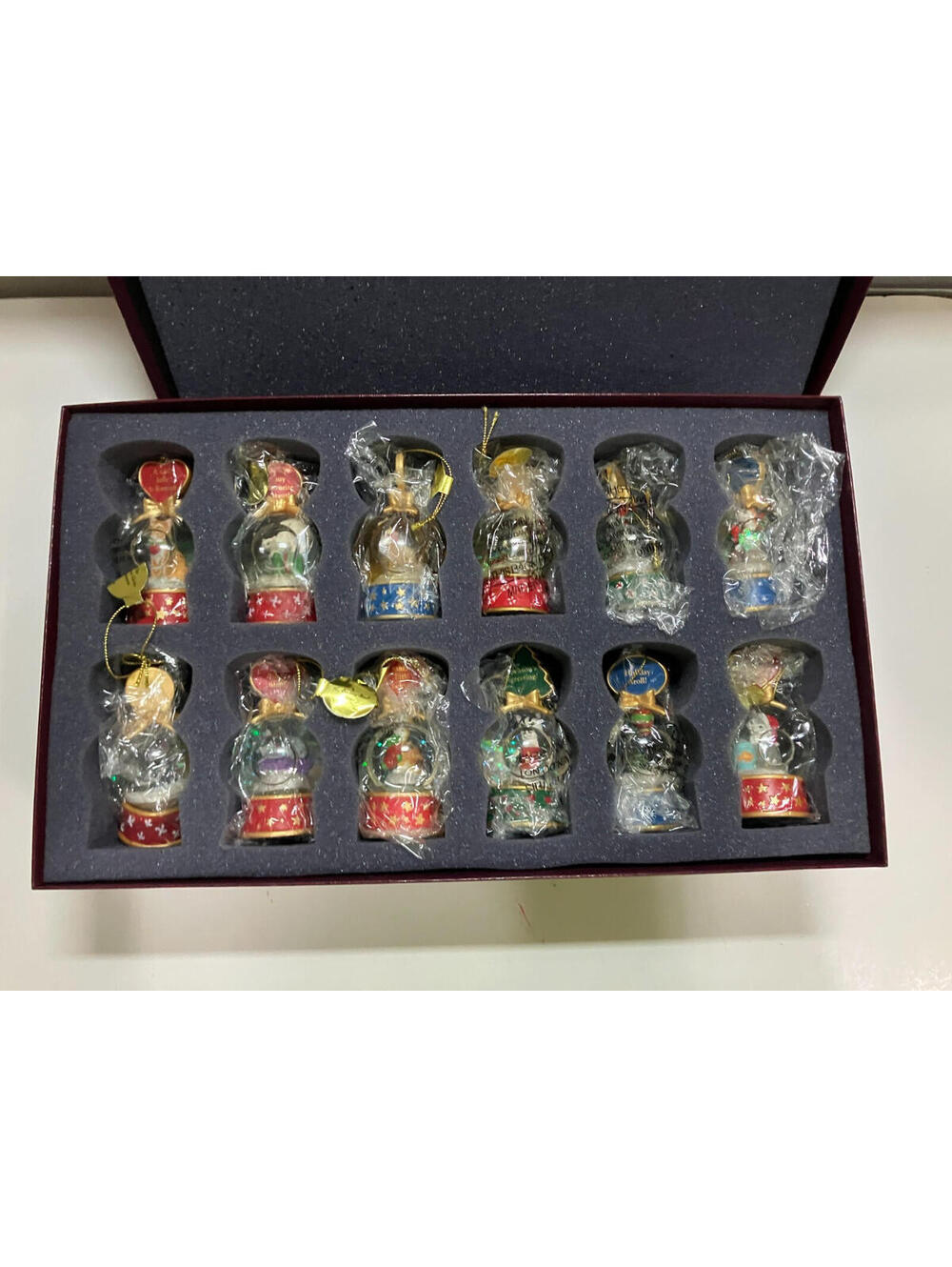 Complete Danbury Mint Snow Globe Cat Ornaments Set of 12 With Original BOX